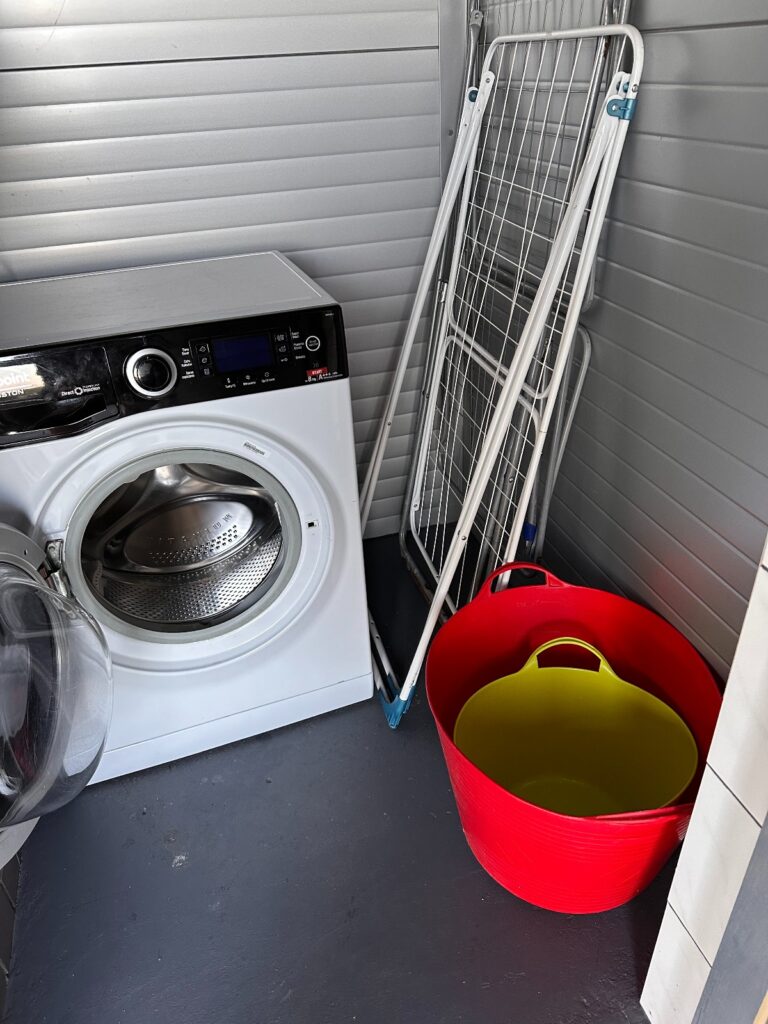 pralka suszarka pojemniki na pranie osada nad woda lazy