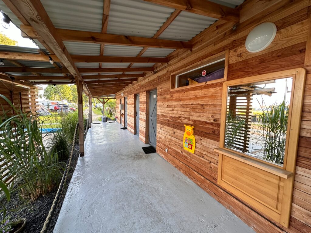 toalety prysznice pralnia lazy osada nad woda