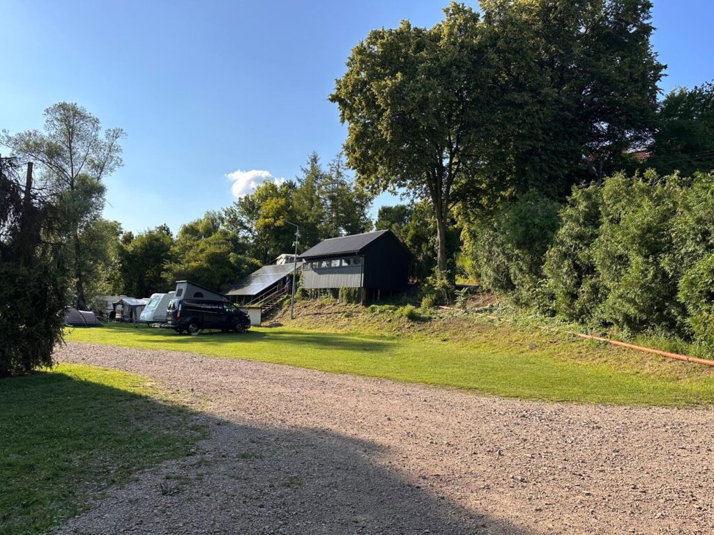 nizszy poziom kempingu smok w krakowie