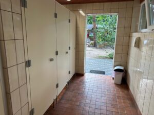 sanitariaty camping 218