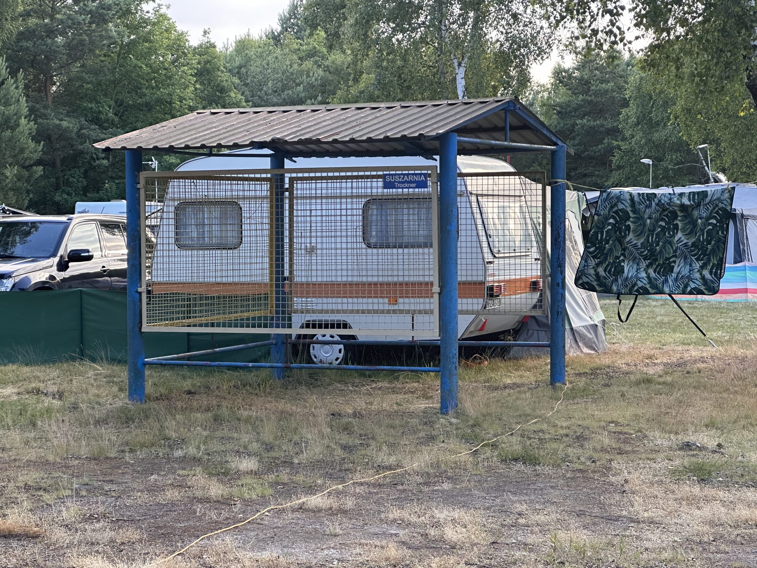 stara suszarnia na cempingu w dzwirzynie