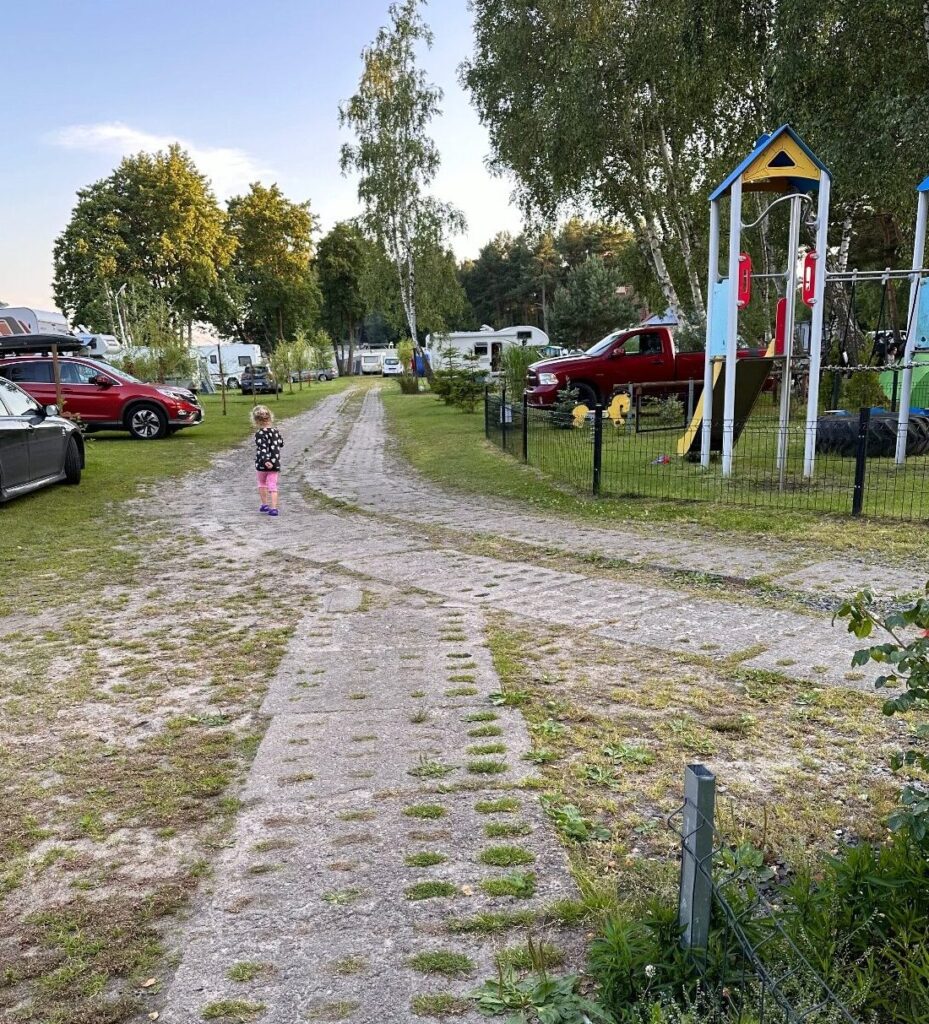plac zabaw camping lazy