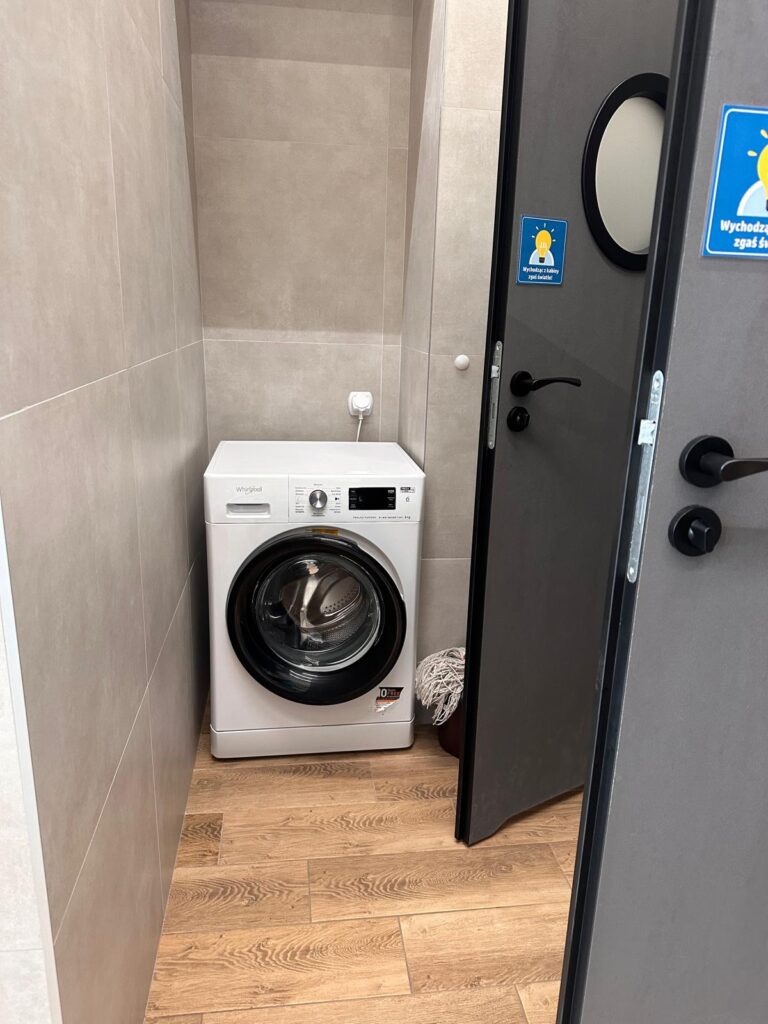 pralka w sanitariatach w ow zakatek w jaroslawcu