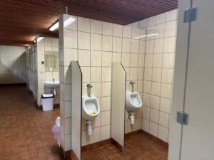 sanitariat meski nr 218 camping